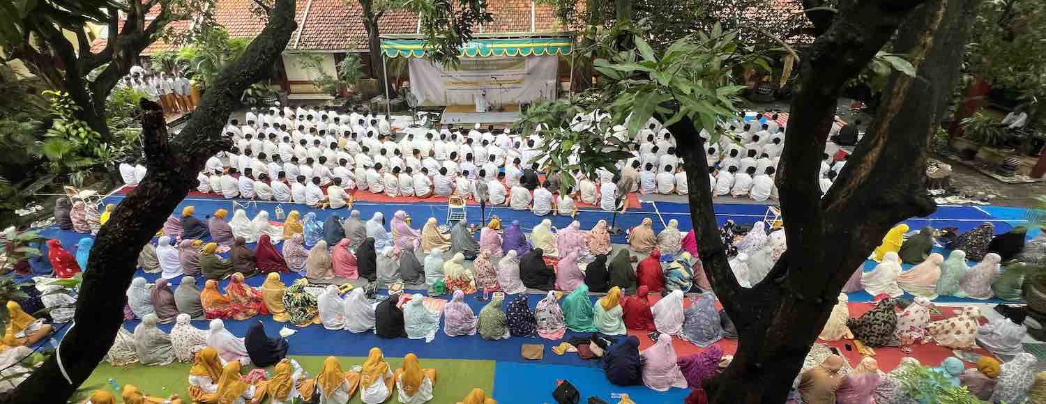 Peringatan Isra Mi'raj 1445H SMA Negeri 1 Surabaya