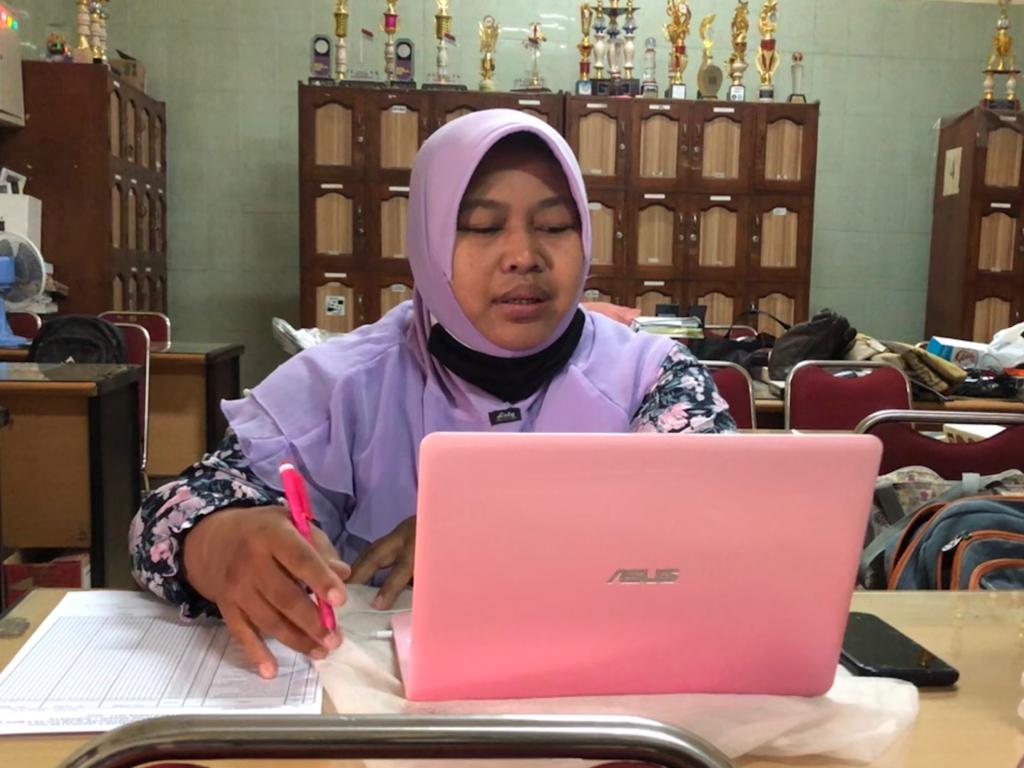 Ibu Susanti, M.Pd