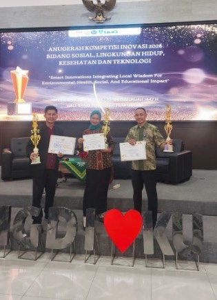 Juarai Lomba Isu Lingkungan dan Teknologi