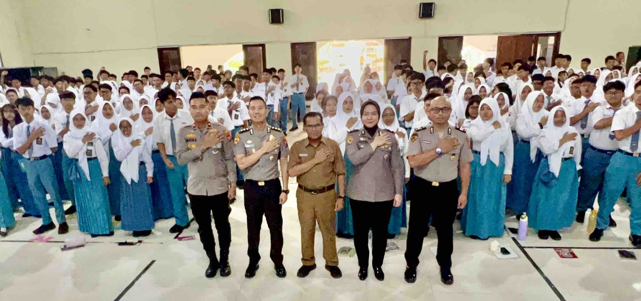 Paham AI SMASA X Polda Jatim